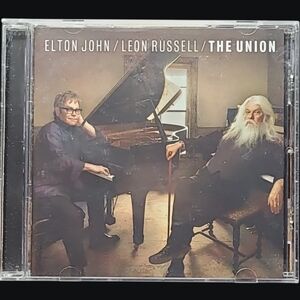 MUSIC CD  2010 "ELTON JOHN / LEON RUSSELL" THE UNION